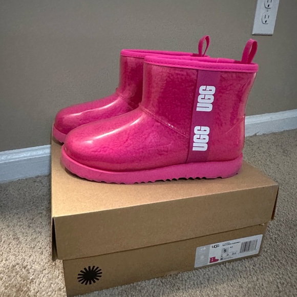 Classic Clear Mini III Hot Pink Boots - Picture 4 of 4